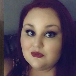 Meet your Posher, Annie